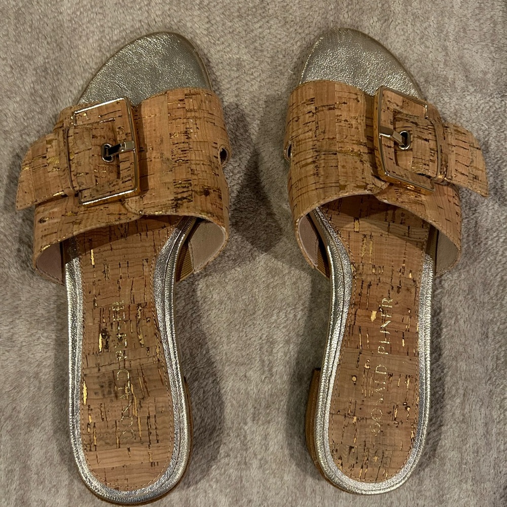 Donald Pliner Sandals - WORN ONCE - Size 6